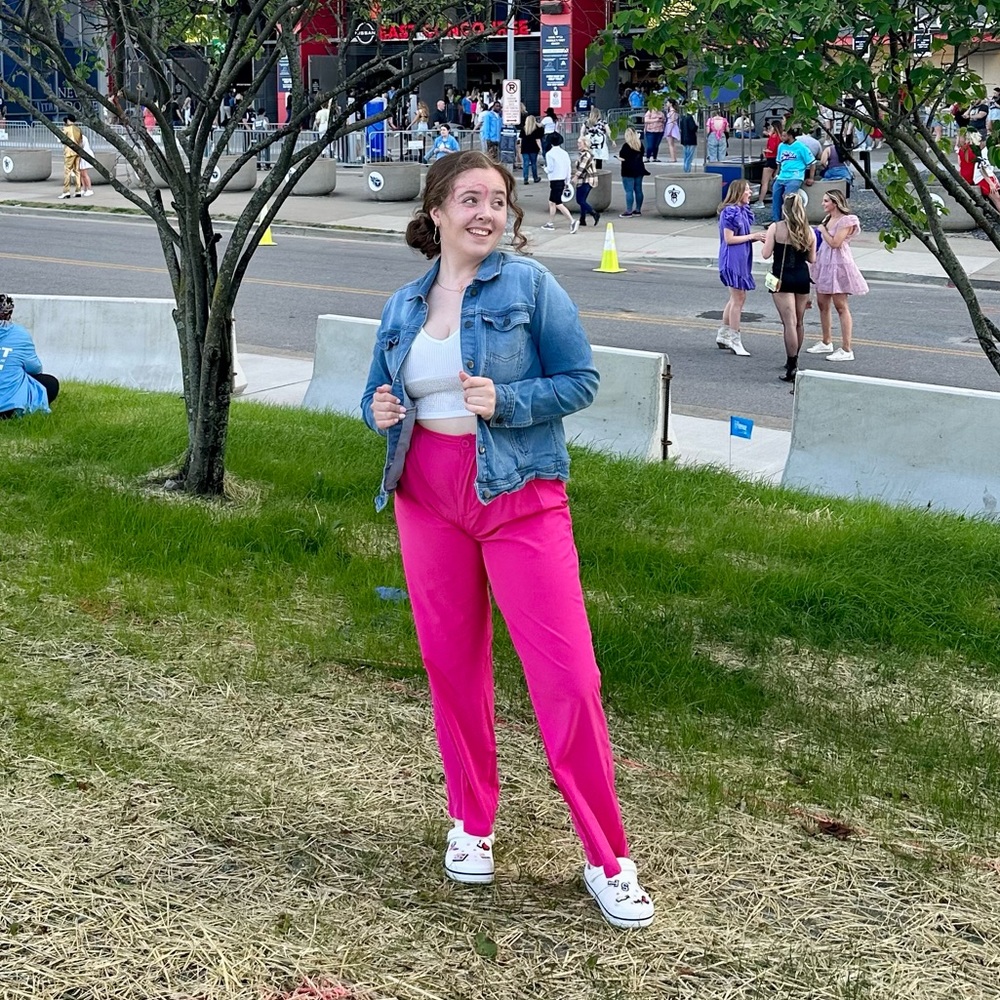 Meet your Posher, Elsie